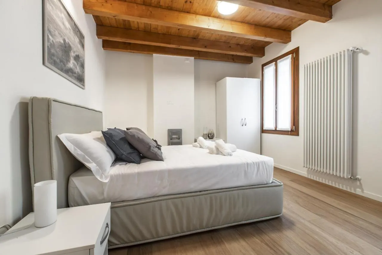 Venetian Dream Apartment R&R